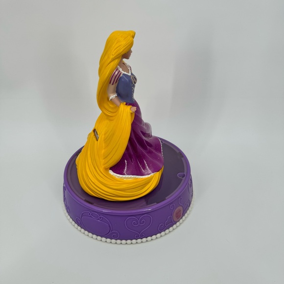 Disney Princess Rapunzel Tangled Musical Coin Piggy Bank Singing Light Up Sounds - Picture 5 of 9